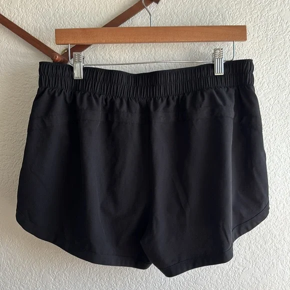 GapFit 3” Running Short in Black - Picture 3 of 4